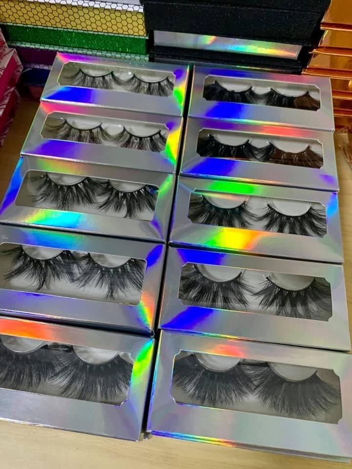 Eyelash Vendors